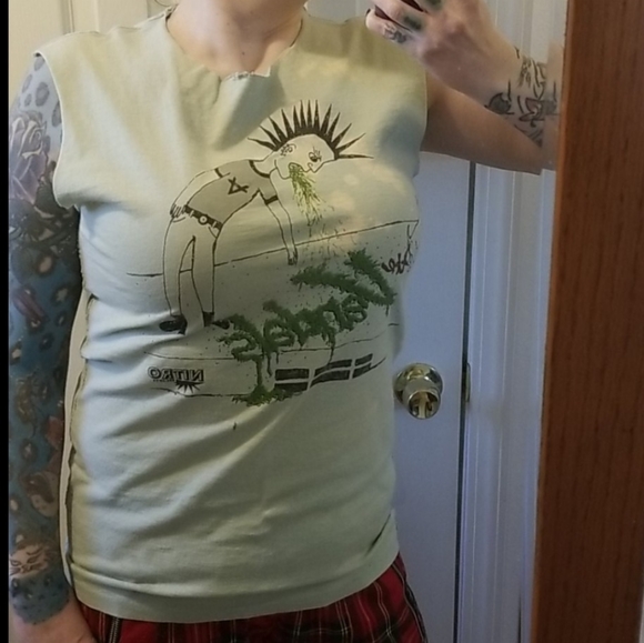 VANDALS One of a Kind Bleached Hand Stitched Shirt - Picture 15 of 16